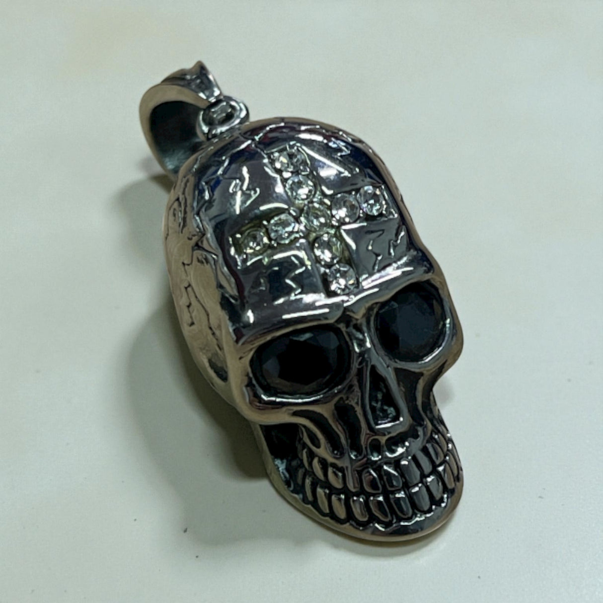Edelstahlanhänger CROSSFIRE SKULL WHITE