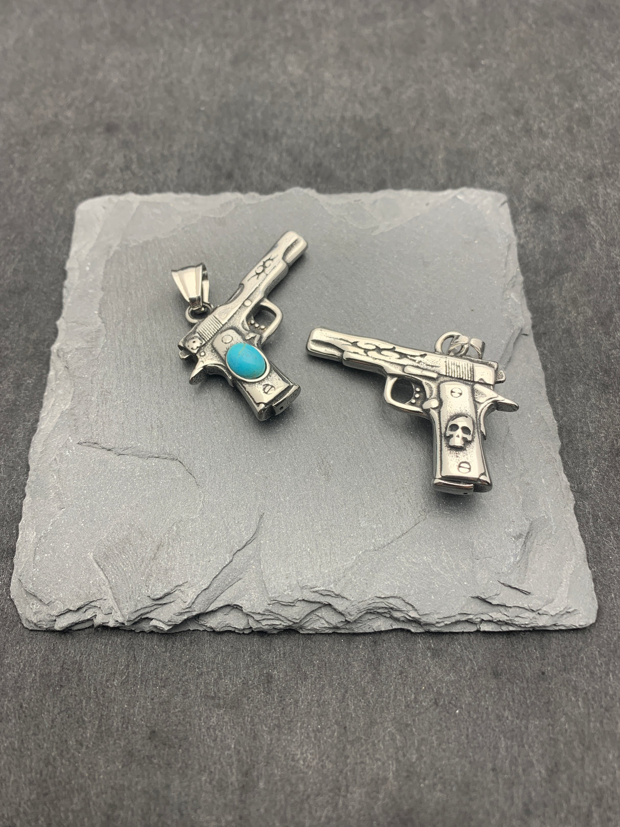 Edelstahlanhänger PISTOL 2