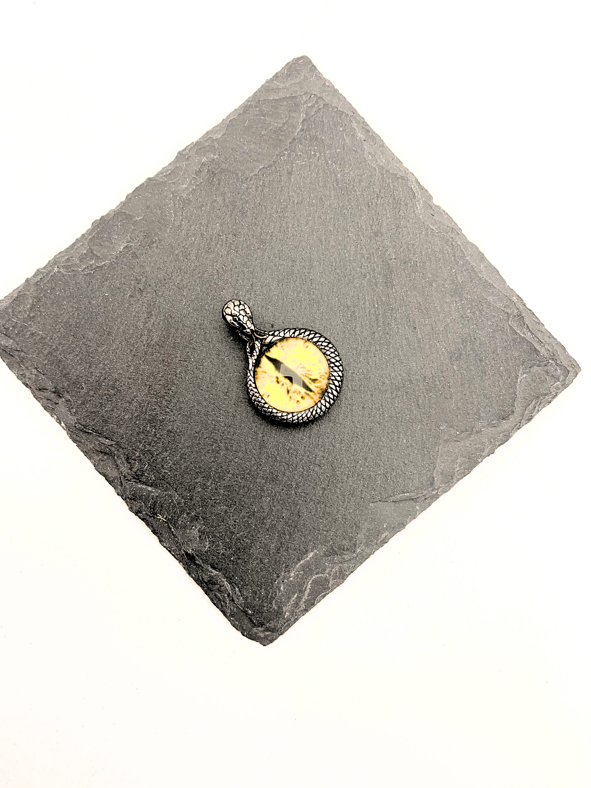Edelstahlanhänger YELLOW SNAKE EYE