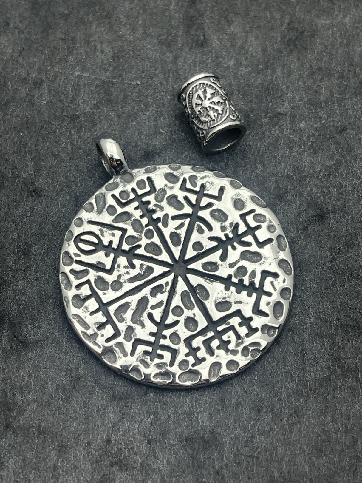 Edelstahlanhänger VEGVISIR 3