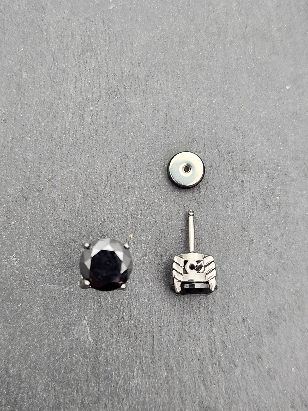 Edelstahl Ohrstecker "Black Goblet" mit Drehverschluss