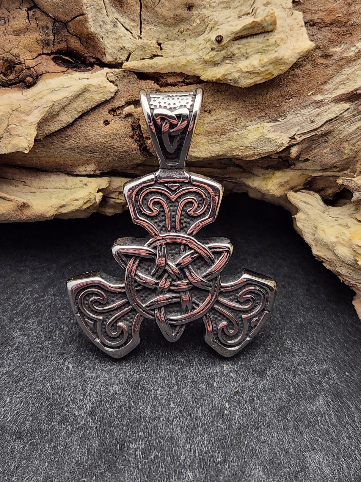 Edelstahlanhänger TRIQUETRA
