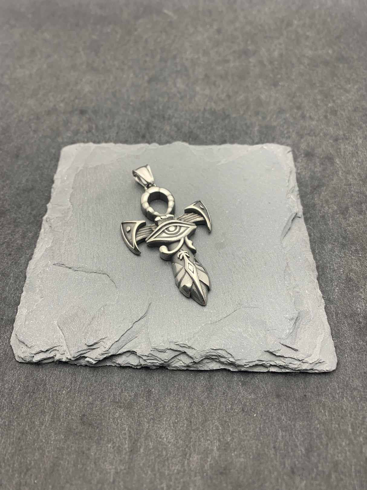 Edelstahlanhänger EYE OF HORUS